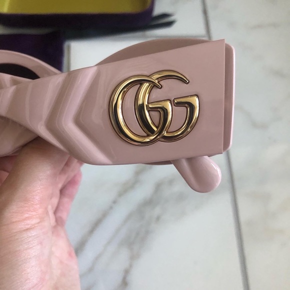 🔥NEW GUCCI SUNGLASSES 🔥 - Picture 9 of 13